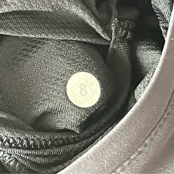 EUC Lululemon | Lightened Up Pullover Size 8 - Picture 10 of 10